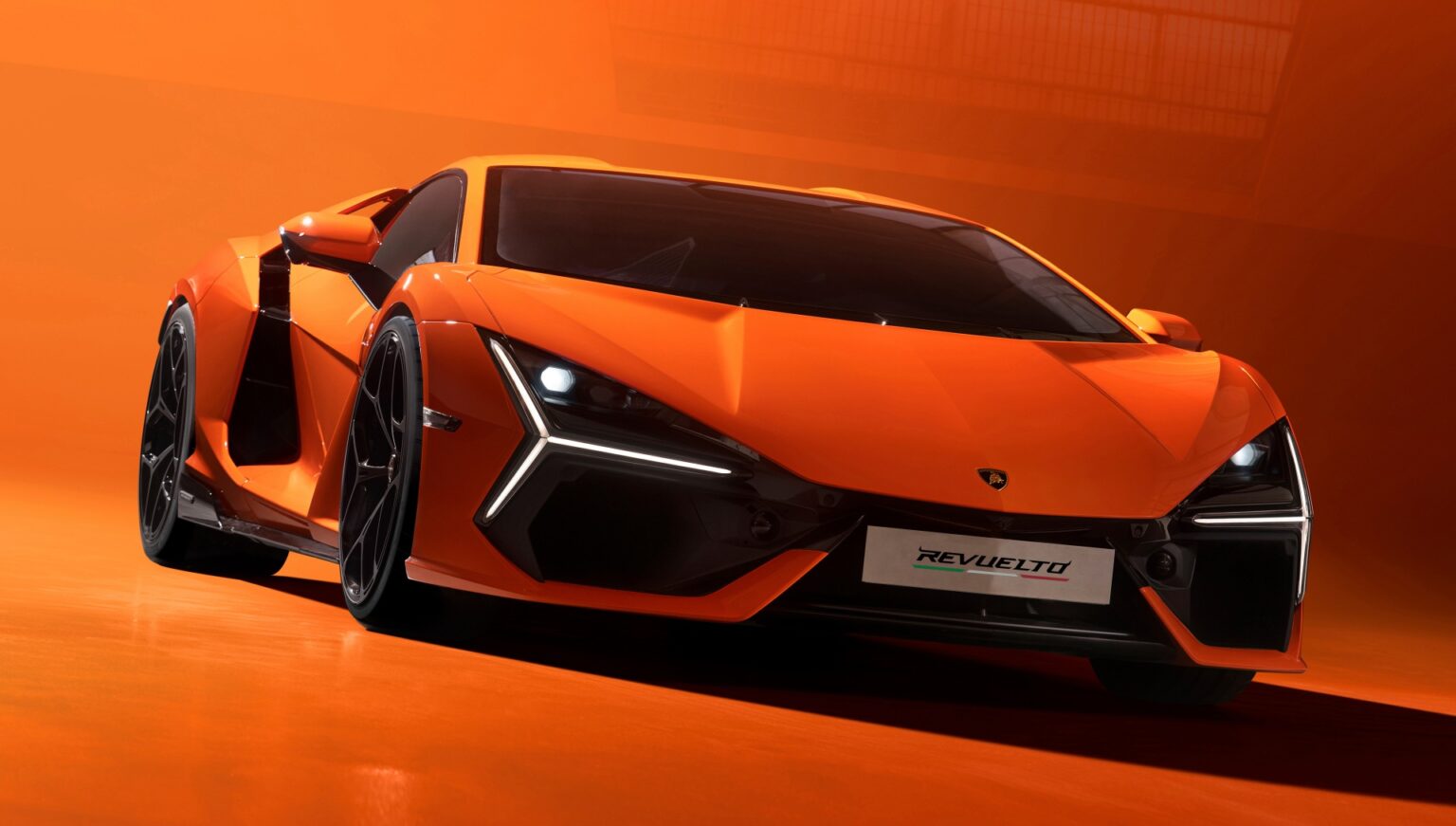 https://www.carwizard.co.th/wp-content/uploads/2023/04/1100-Lamborghini-Revuelto-0014-1536x871.jpg