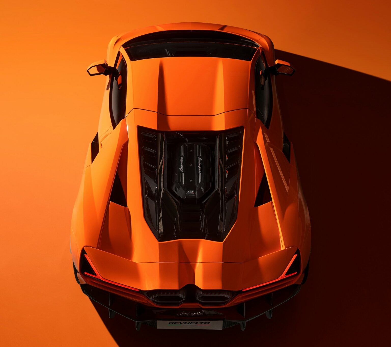 https://www.carwizard.co.th/wp-content/uploads/2023/04/1100-Lamborghini-Revuelto-0026-1536x1362.jpg