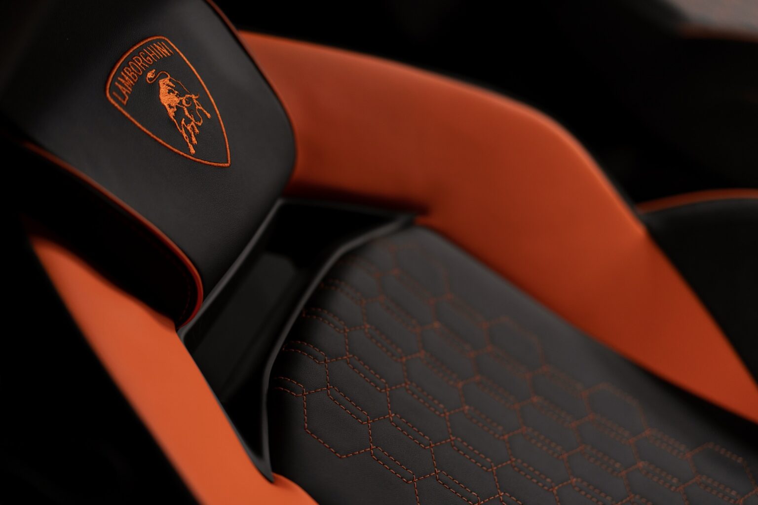 https://www.carwizard.co.th/wp-content/uploads/2023/04/1100-Lamborghini-Revuelto-0055-1536x1024.jpg